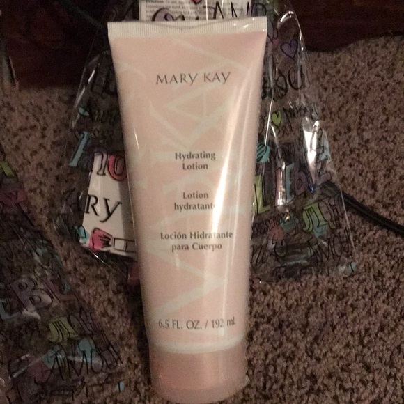 Mary Kay Other - Mary Kay Hydrating Lotion